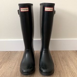 Black Wide Hunter Rainboots